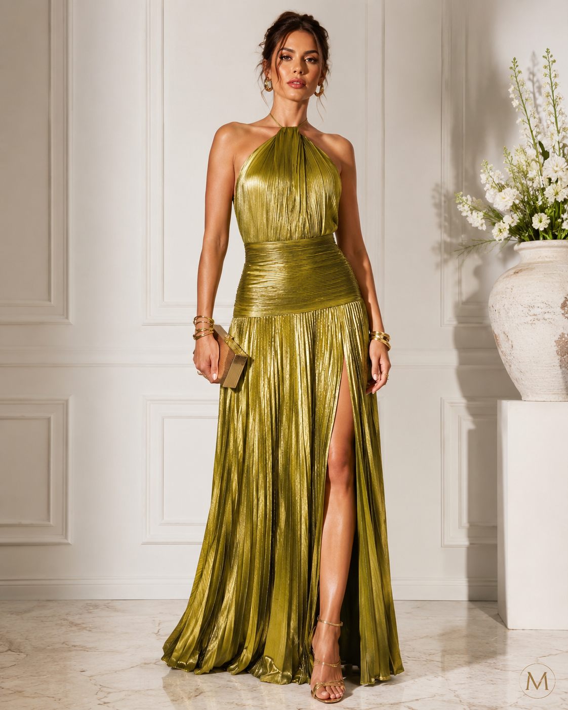 Aurelia Luxe – שמלת ערב מטאלית מקסי עם צווארון קולר ושסע