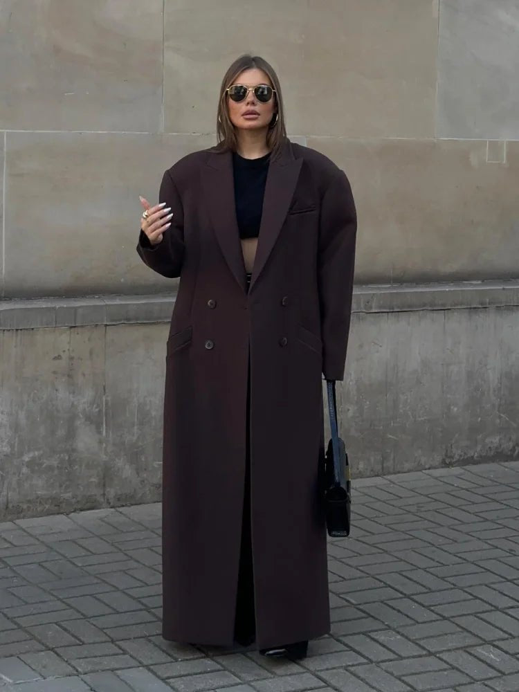 מעיל חורף ארוך לנשים בגוון חום כהה - Milu